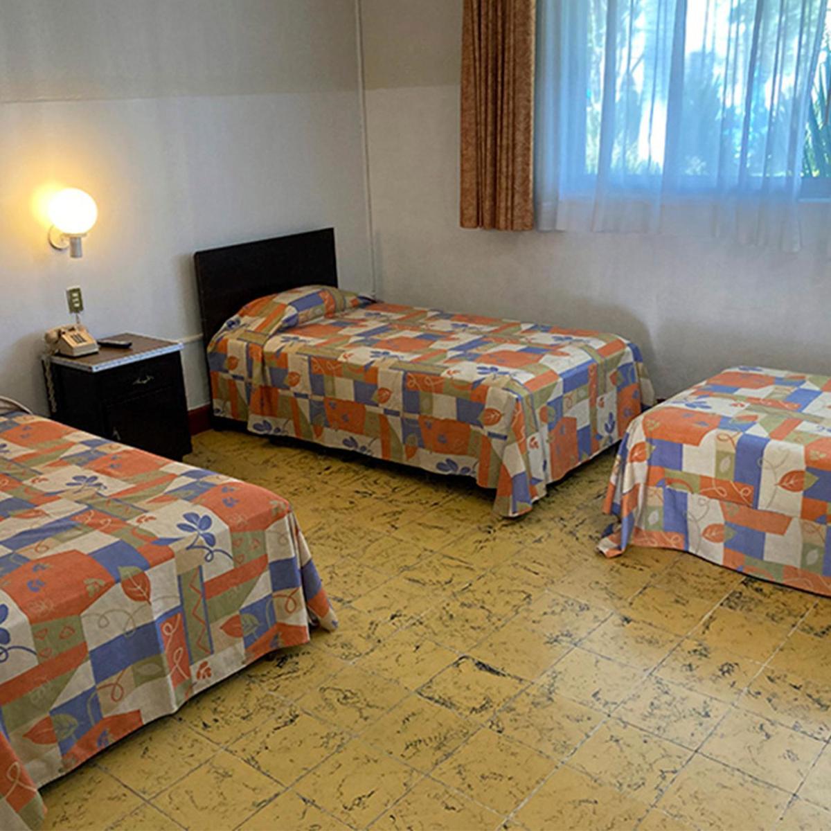 Hotel Y Parque Acuatico La Caldera Abasolo Ngoại thất bức ảnh