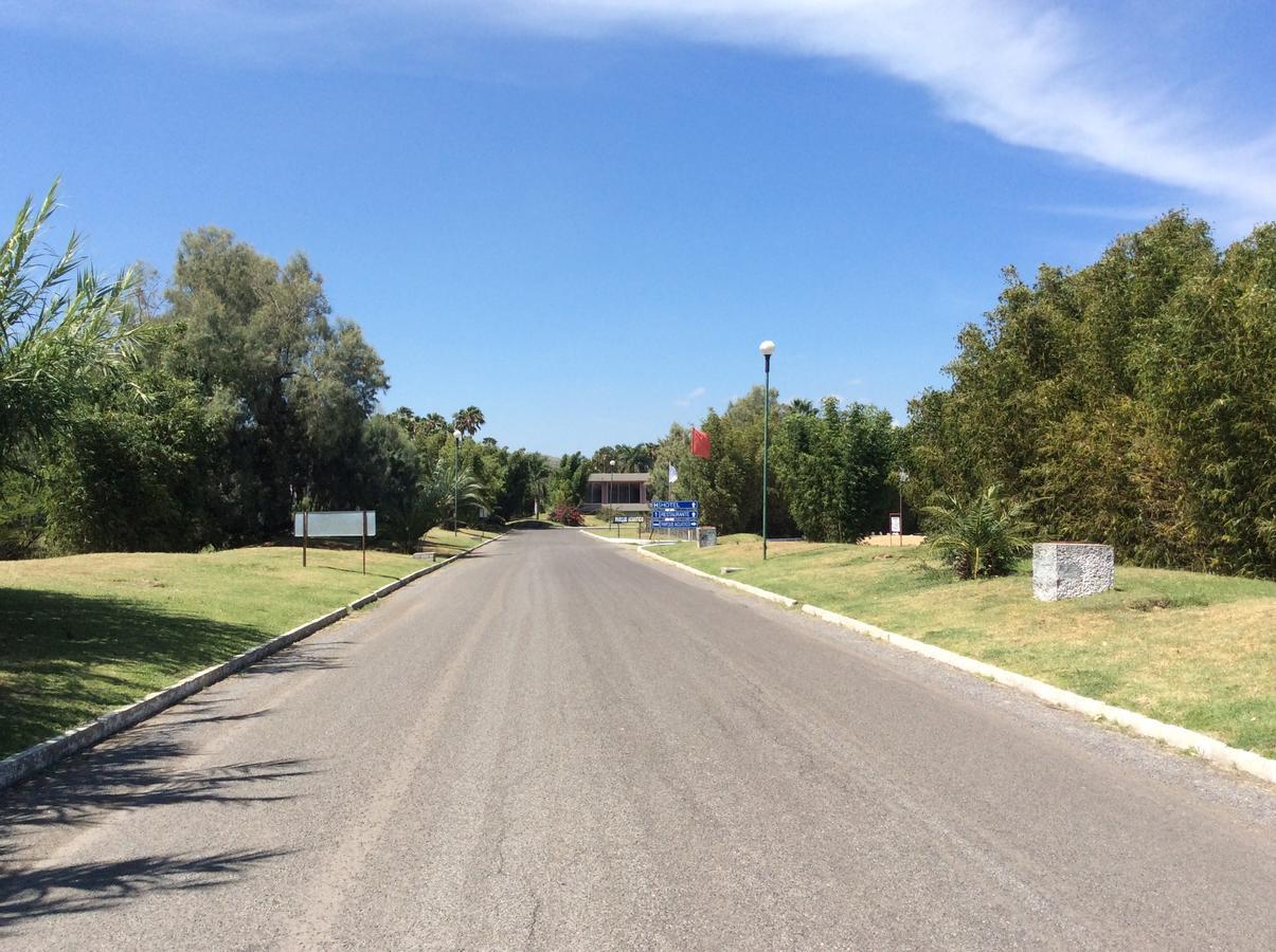 Hotel Y Parque Acuatico La Caldera Abasolo Ngoại thất bức ảnh